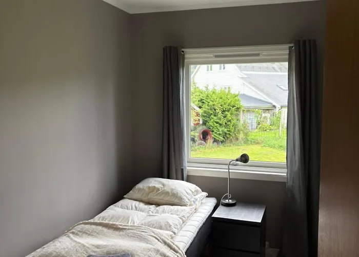 House In Nordfjord, With 4 Bedrooms Tatil Evi