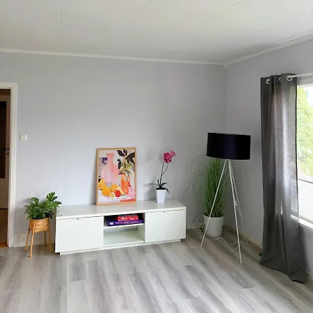 House In Nordfjord, With 4 Bedrooms Ferienhaus